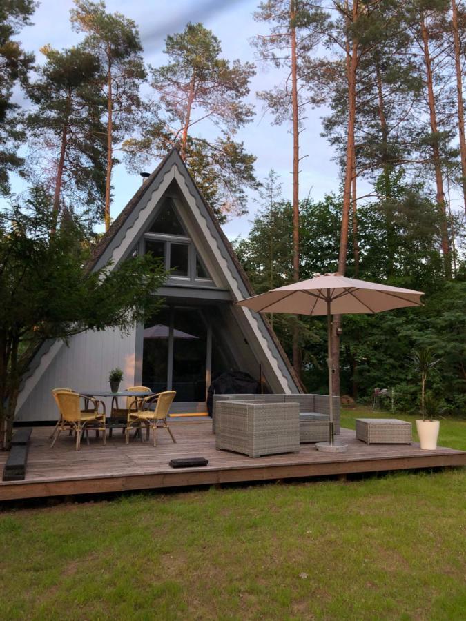 Ferienhaus Reetdach 1300Qm Privatgrundstueck Bootssteg Sauna Templin Luebbesee Uckermark Erholung Pur Seenplatte Petersdorf  Ngoại thất bức ảnh